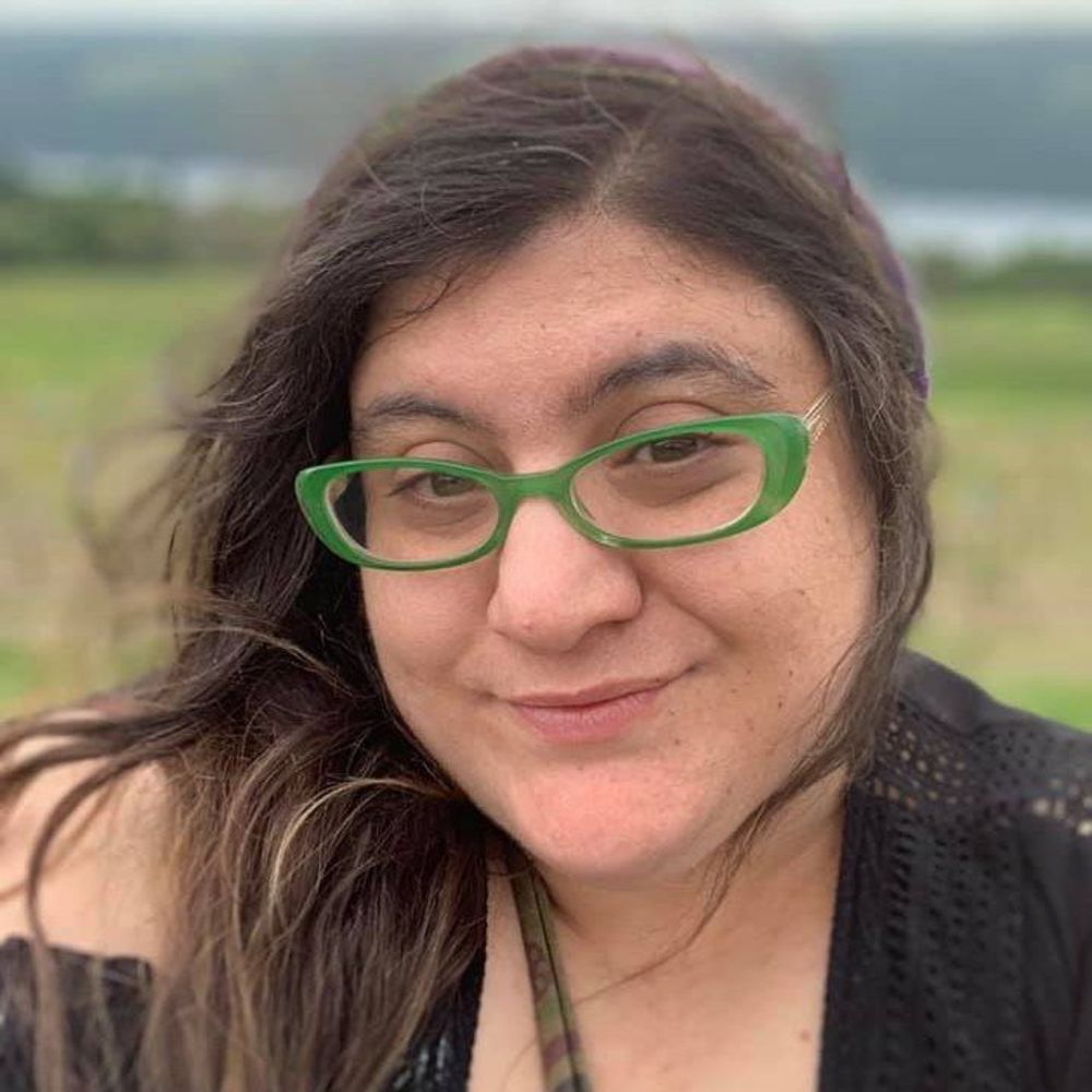 Meet your Posher, Leah